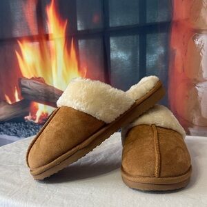 Plush Tan Slippers with Cream Fleece Lining